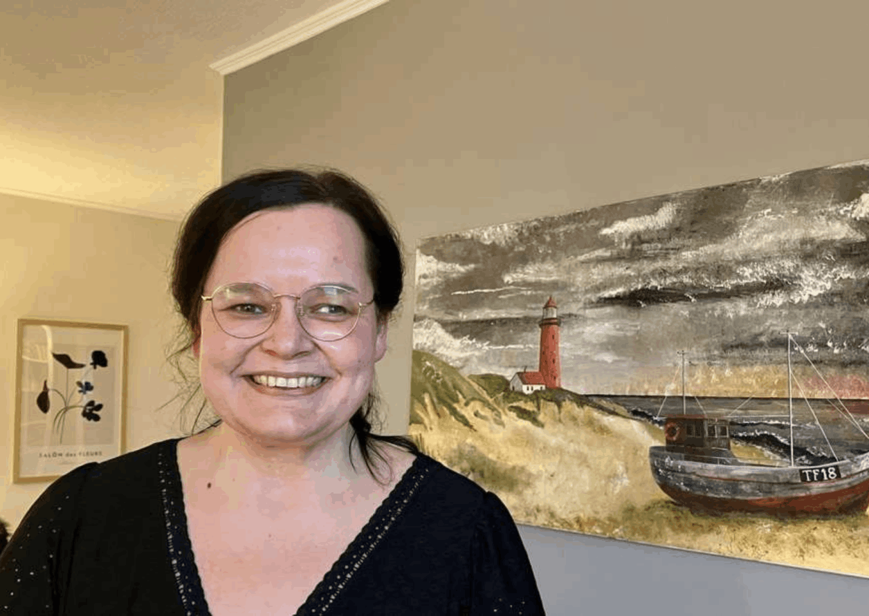 Tina Kuschel ist Optimistin und das, obwohl sie durch mehrere Erkrankungen übergewichtig und in ihrem ganzen Leben eingeschränkt ist. © Lea Borner